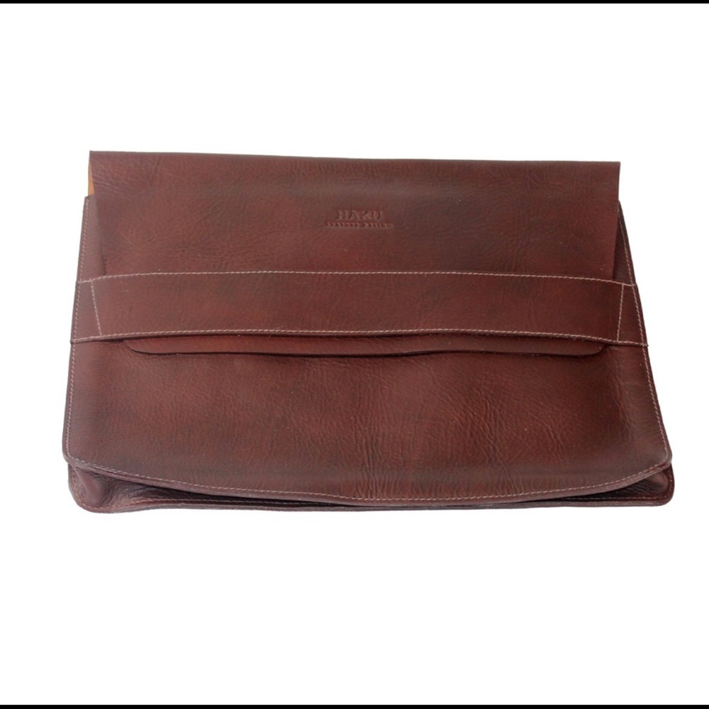 LAPTOP SLEEVE